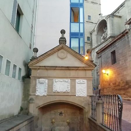 לוגרוניו Apartamento Suite Para Dos מראה חיצוני תמונה